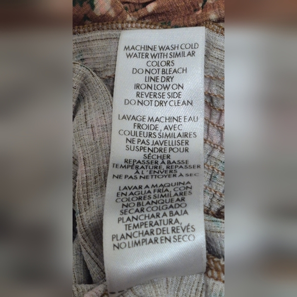 Simons Puff Sleeve Tie Front Blouse in Brown and Tan - Picture 6 of 7